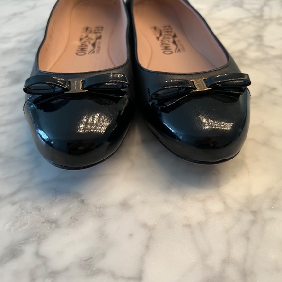 Salvatore Ferragamo ballet flats size 7 - Picture 10 of 10